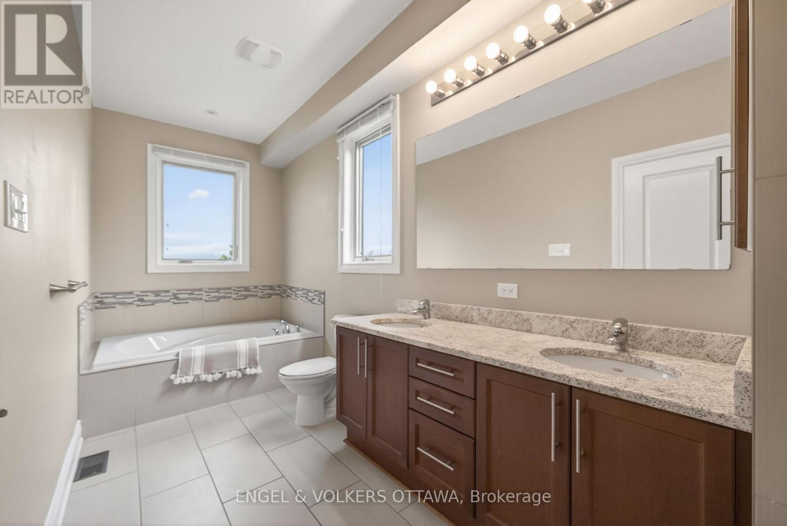 1896 Carling Avenue, Ottawa, Ontario  K2A 1E7 - Photo 26 - X13207852