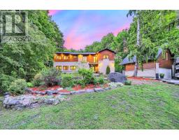 2 FAIRHAVEN WAY, Ottawa, Ontario