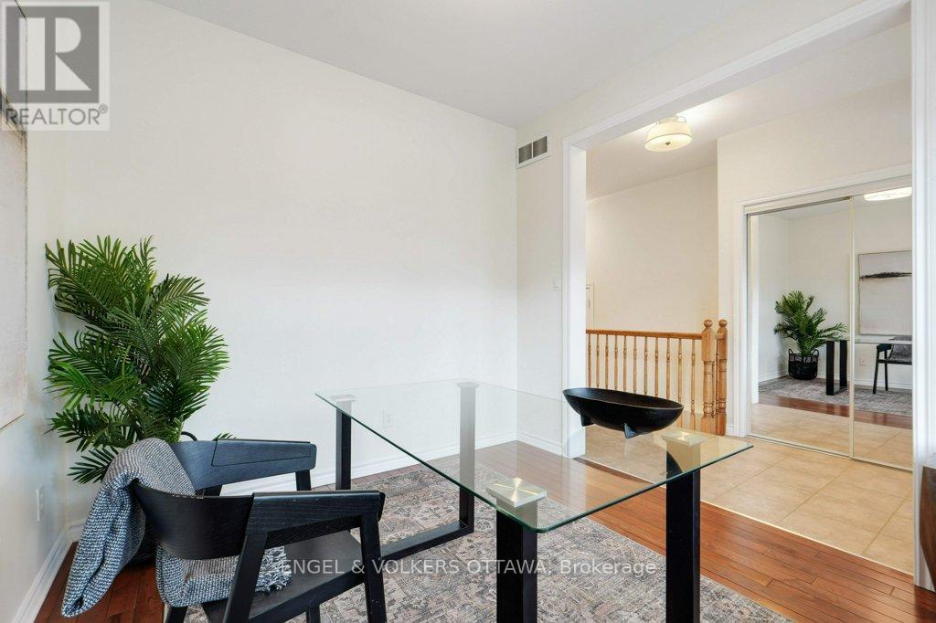 2531 Stone Cove Crescent, Ottawa, Ontario  K2J 0T2 - Photo 4 - X13208426