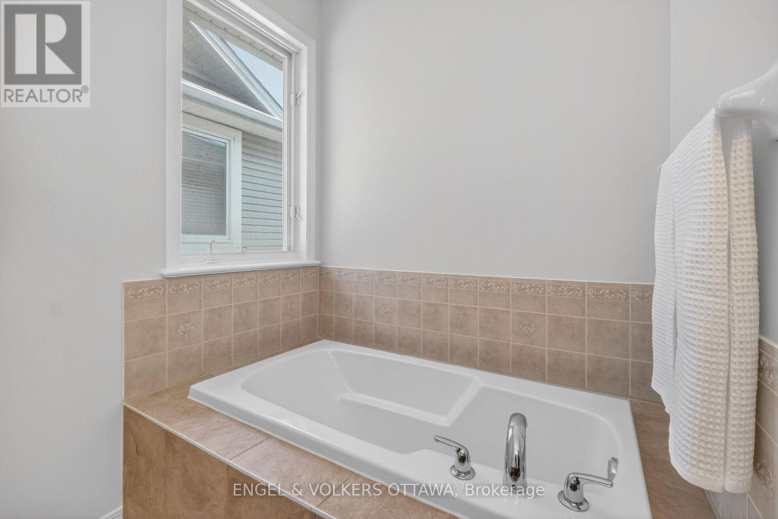 844 Swallowtail Crescent, Ottawa, Ontario  K4A 4M5 - Photo 19 - X13208504