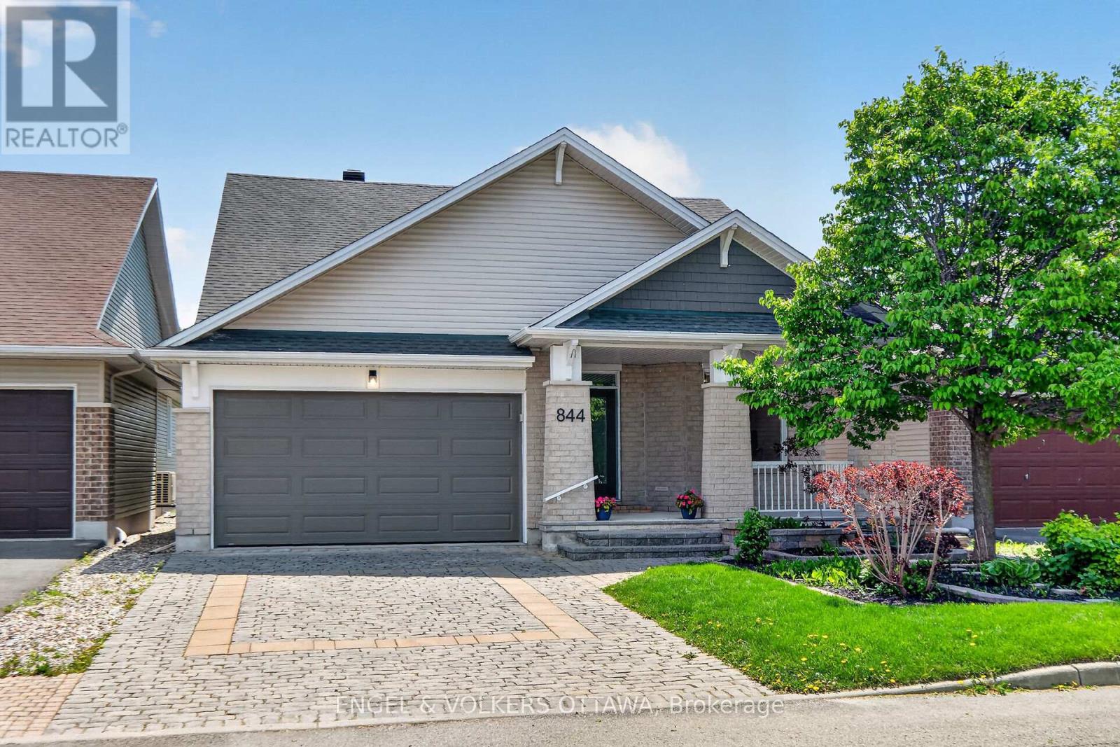 844 Swallowtail Crescent, Ottawa, Ontario  K4A 4M5 - Photo 2 - X13208504