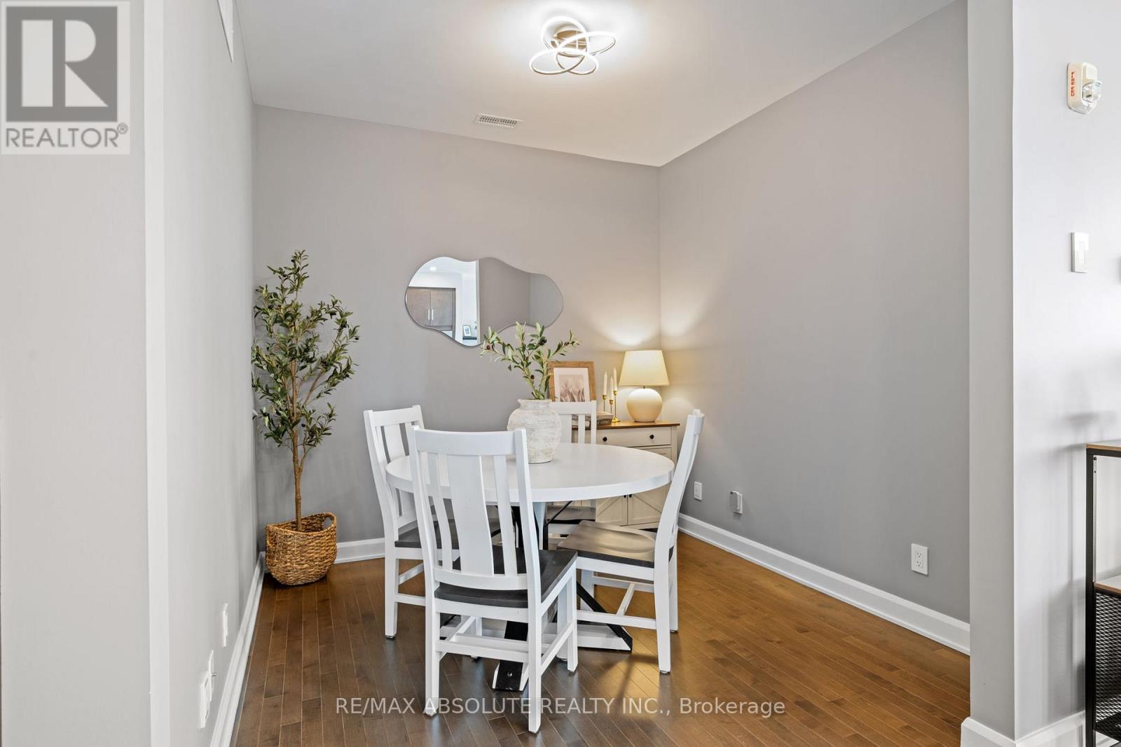 304 - 170 Boundstone Way, Ottawa, Ontario  K2T 0M8 - Photo 4 - X13208604