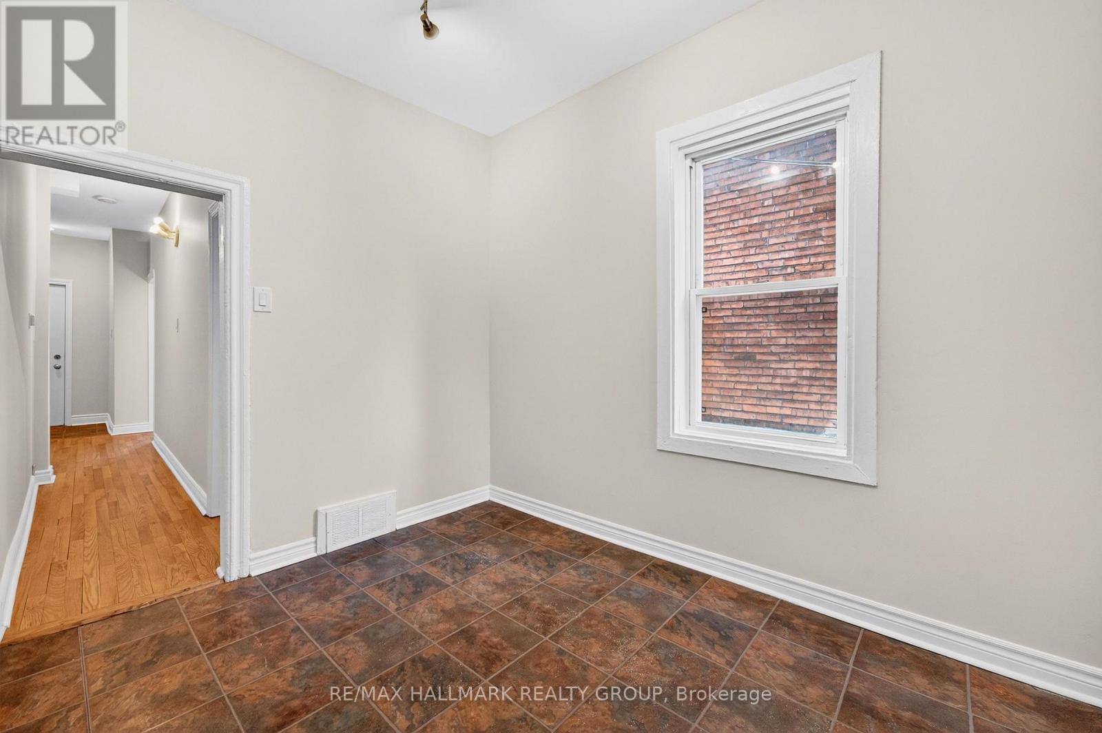 212 Arlington Avenue, Ottawa, Ontario  K1R 5S9 - Photo 14 - X13208786