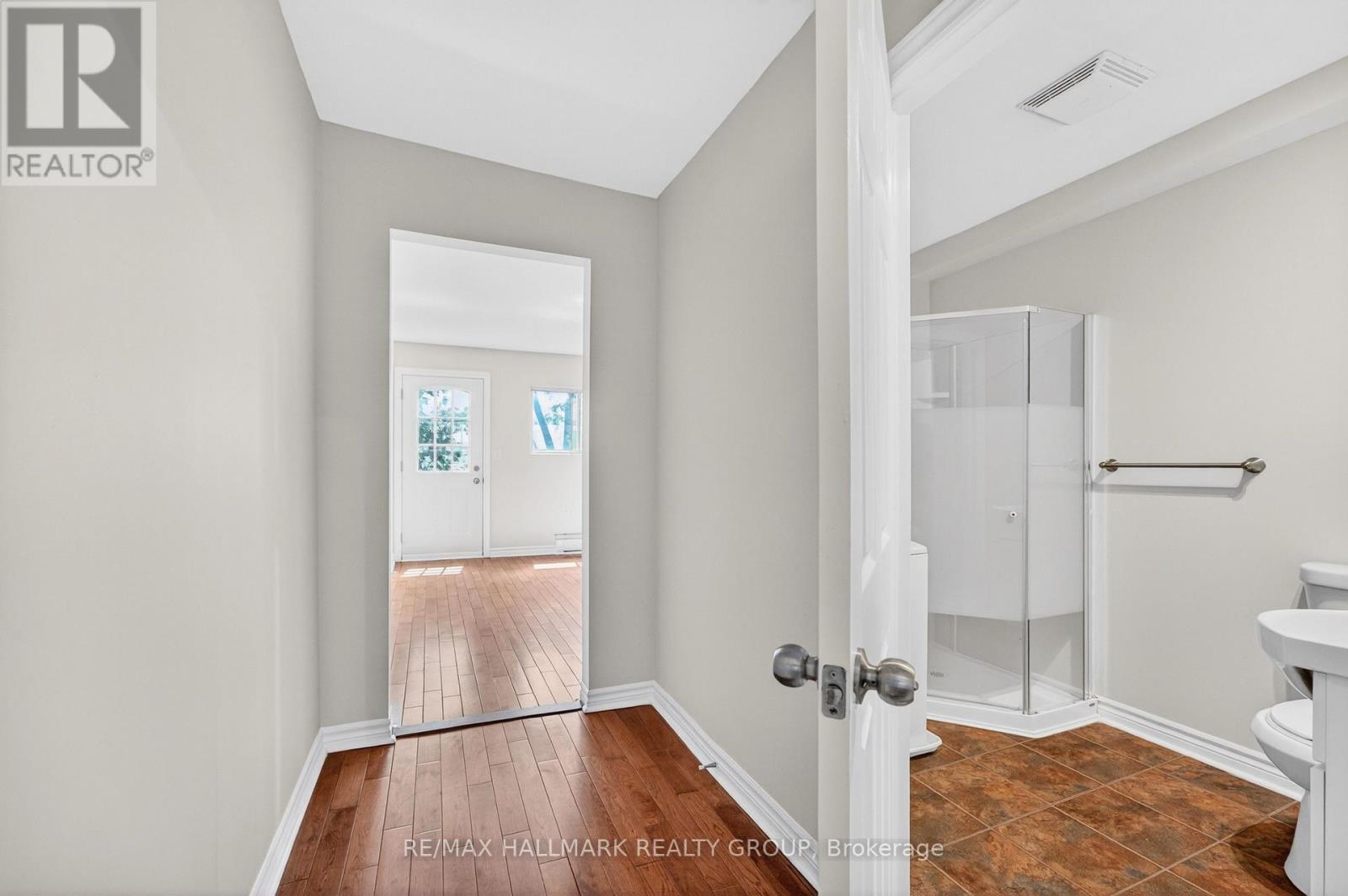 212 Arlington Avenue, Ottawa, Ontario  K1R 5S9 - Photo 15 - X13208786