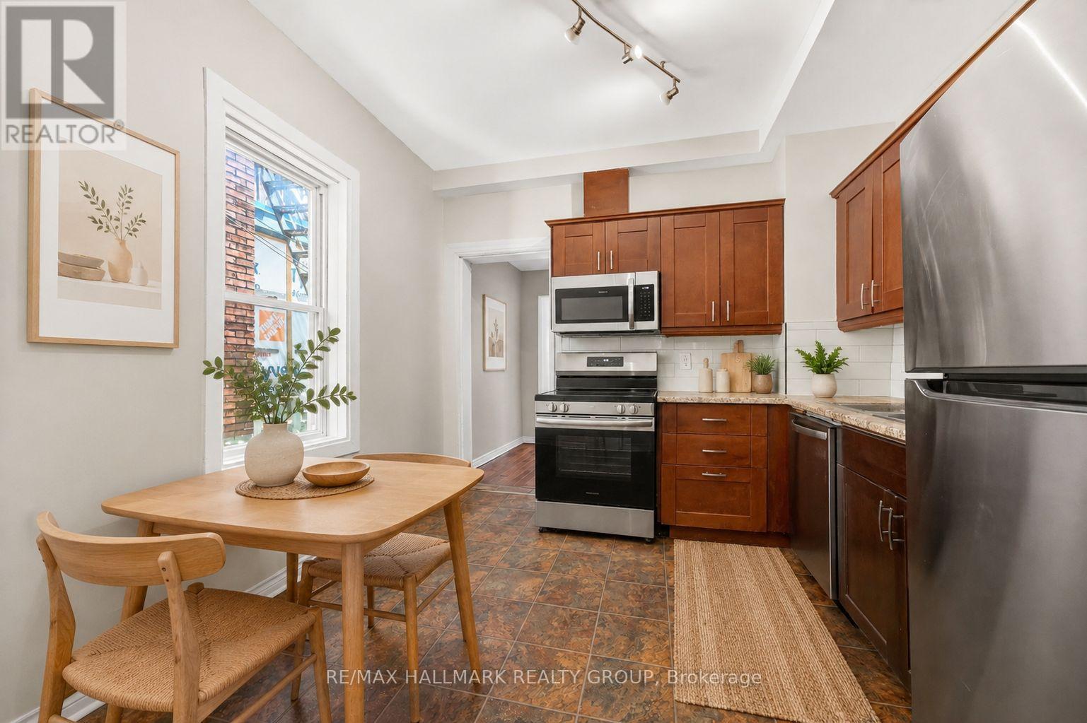 212 Arlington Avenue, Ottawa, Ontario  K1R 5S9 - Photo 9 - X13208786