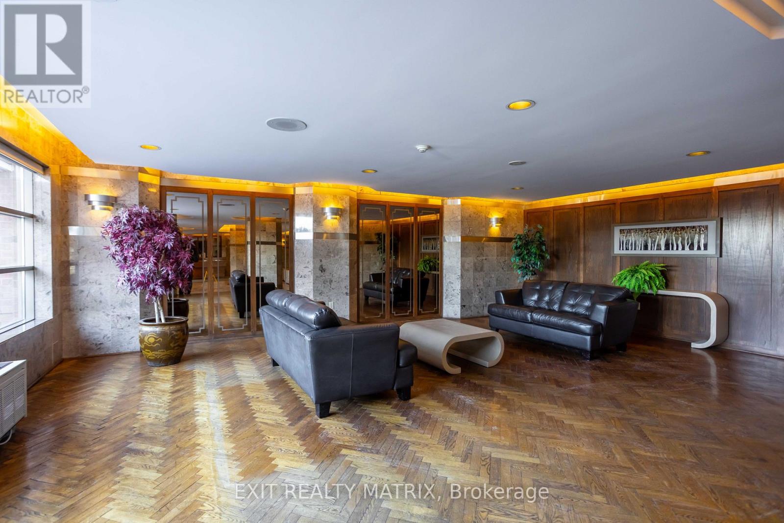 1007 - 2759 Carousel Crescent, Ottawa, Ontario  K1T 2N5 - Photo 4 - X13208944