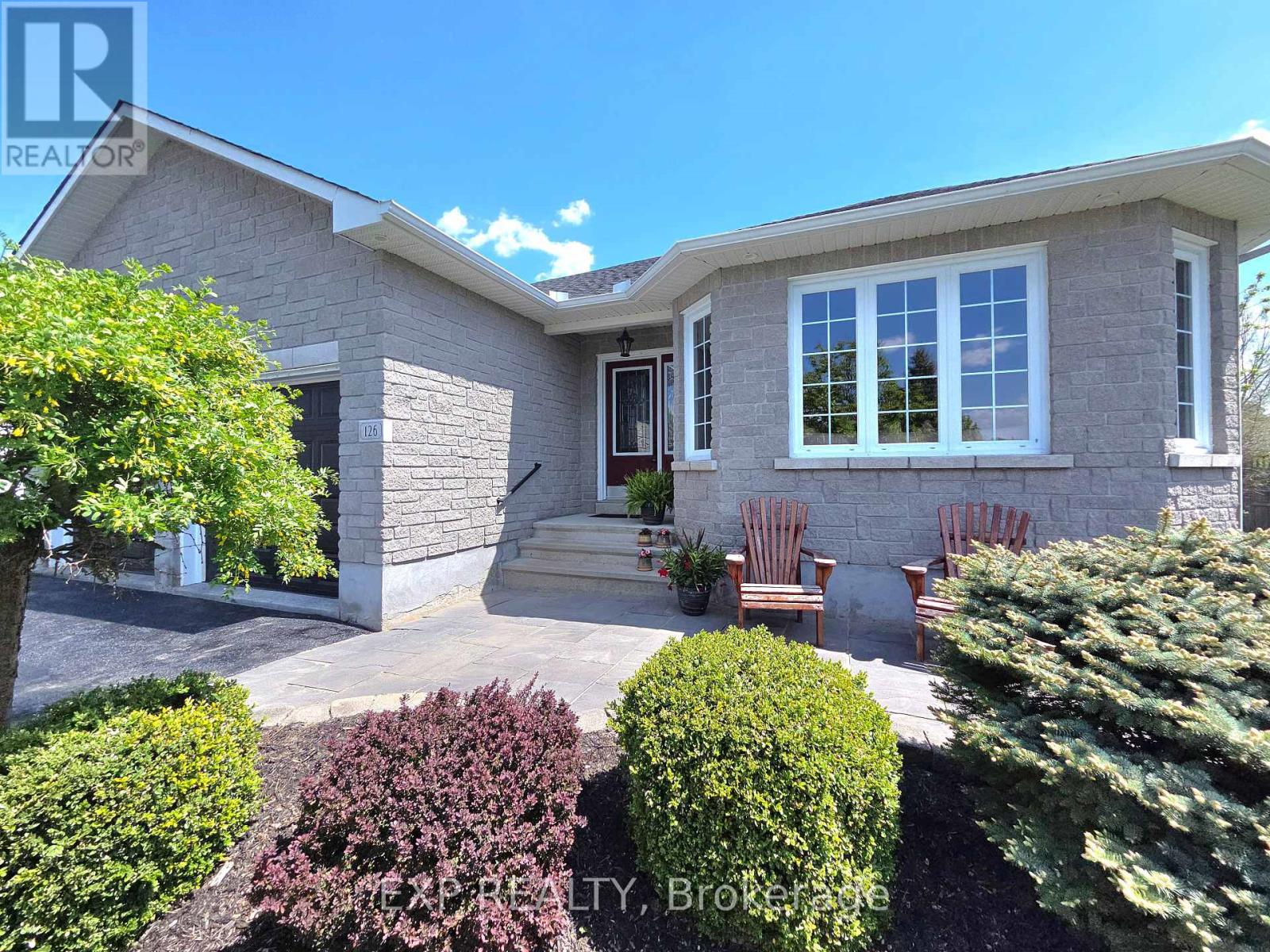 126 METCALFE DRIVE, Mississippi Mills, Ontario