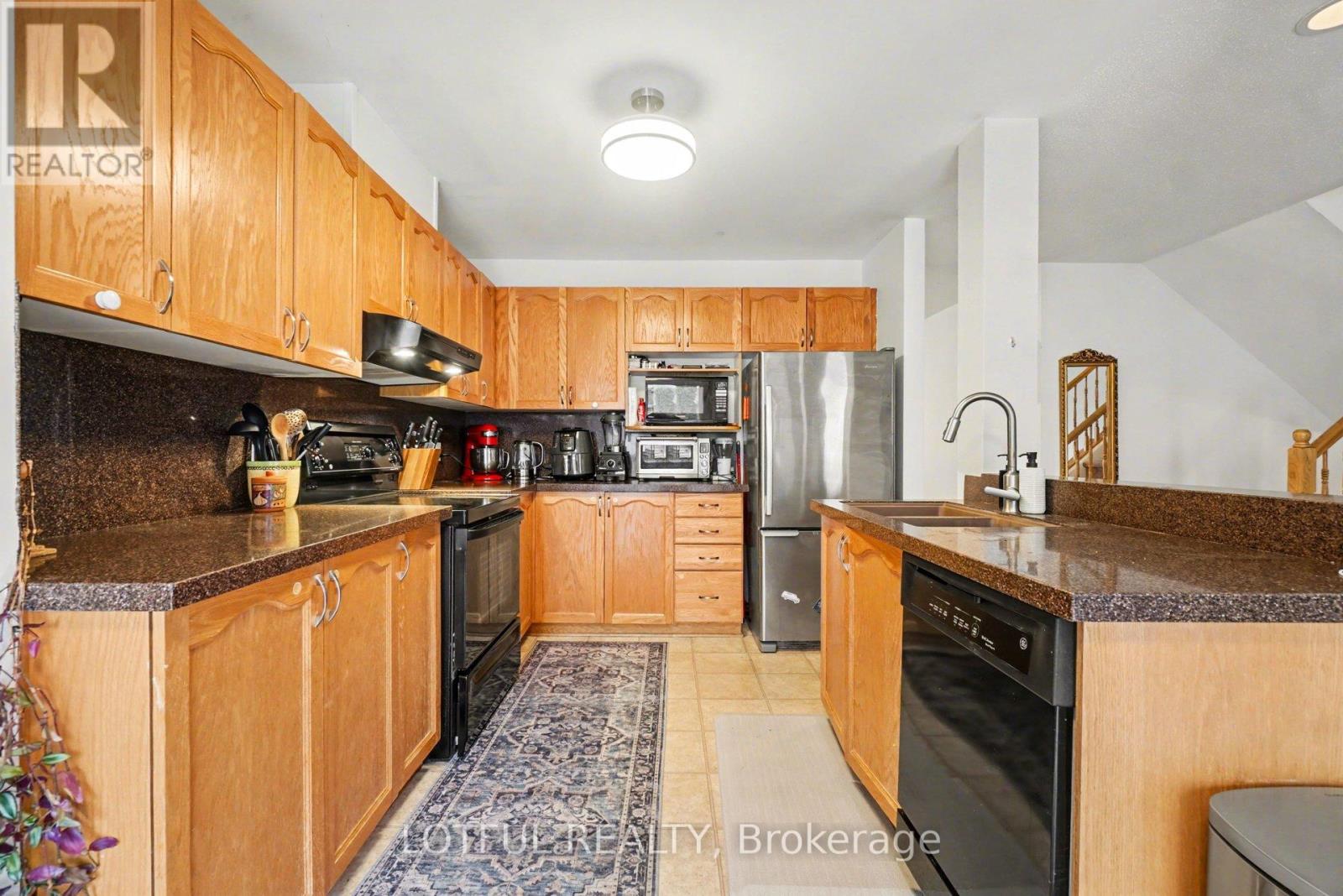3 Collington Street, Ottawa, Ontario  K2G 6X5 - Photo 10 - X13209278