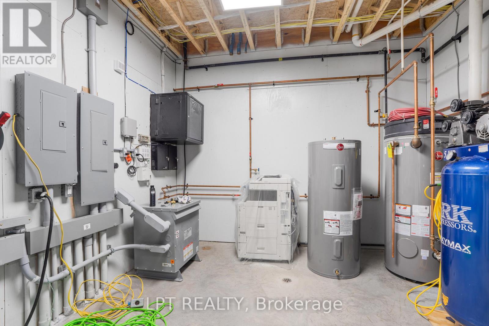 299 Industrial Boulevard, North Glengarry, Ontario  K0C 1A0 - Photo 13 - X13209496