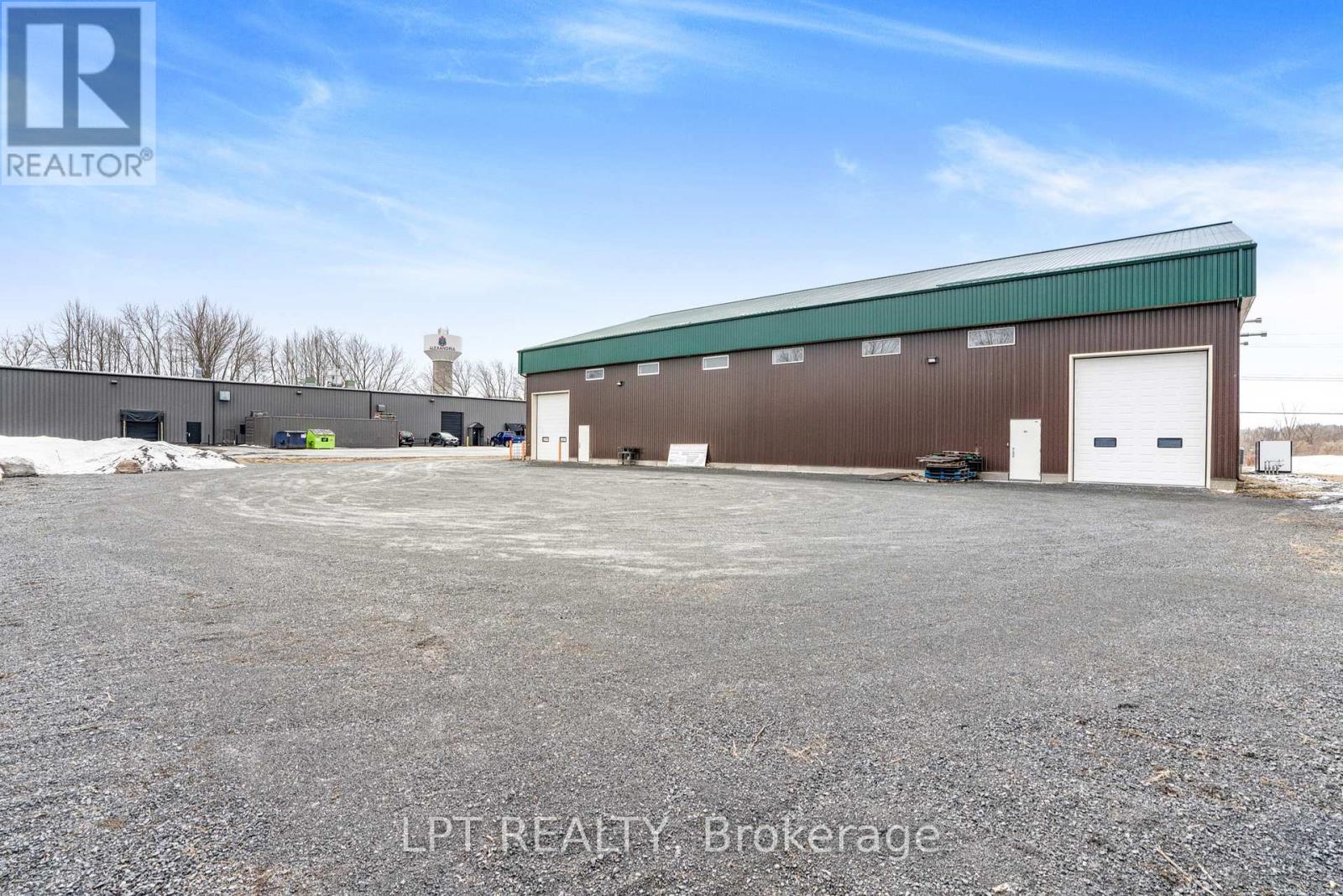 299 Industrial Boulevard, North Glengarry, Ontario  K0C 1A0 - Photo 3 - X13209496