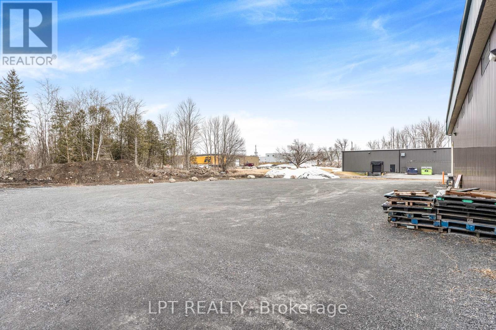 299 Industrial Boulevard, North Glengarry, Ontario  K0C 1A0 - Photo 4 - X13209496