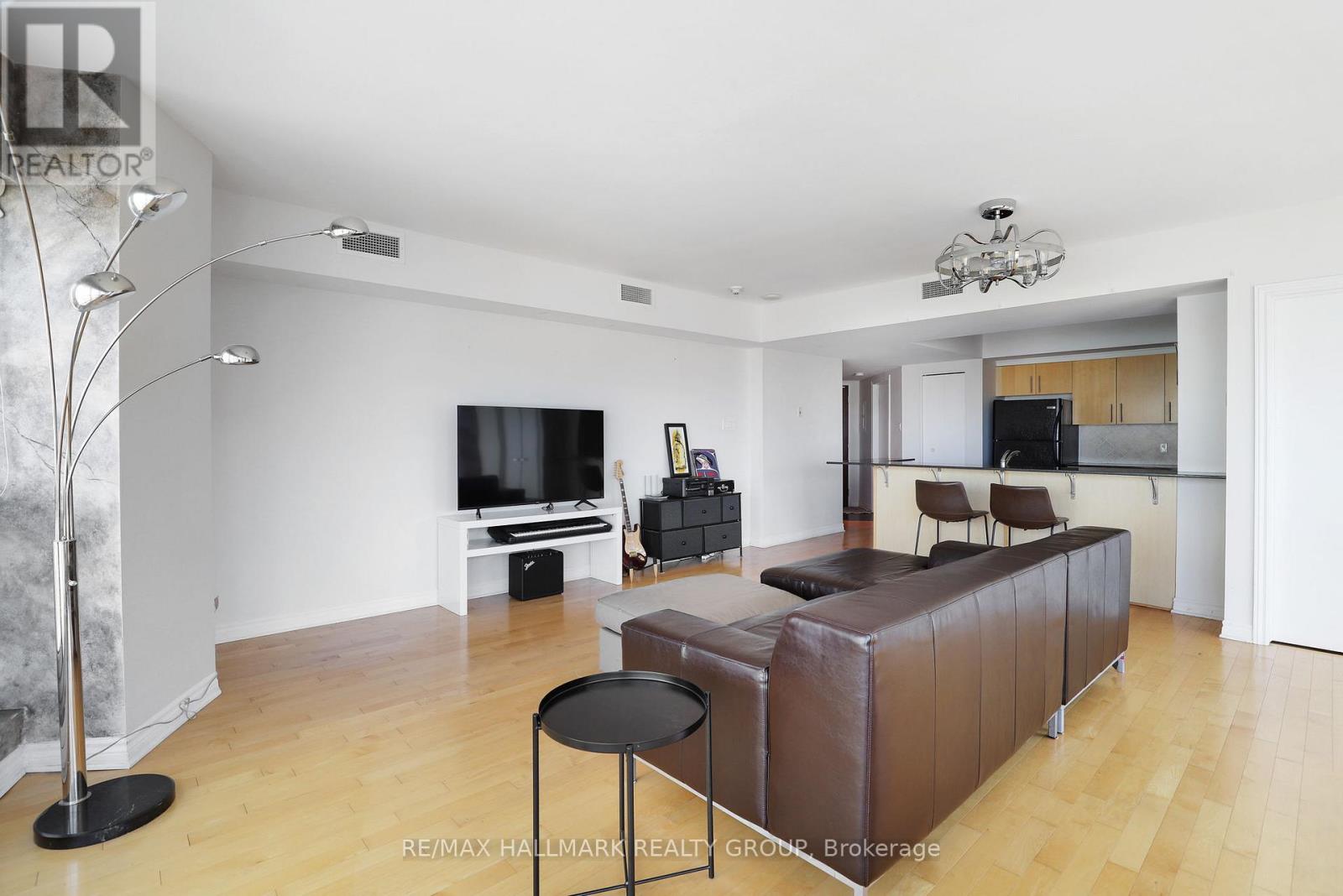 504 - 200 Rideau Street, Ottawa, Ontario  K1N 5Y1 - Photo 14 - X13209500