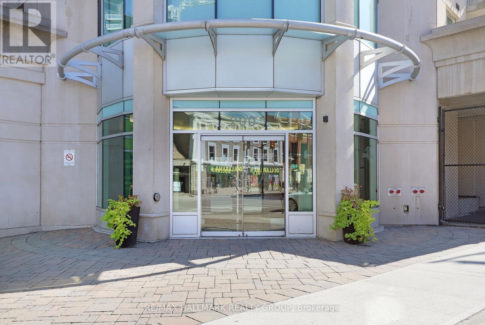 504 - 200 Rideau Street, Ottawa, Ontario  K1N 5Y1 - Photo 2 - X13209500