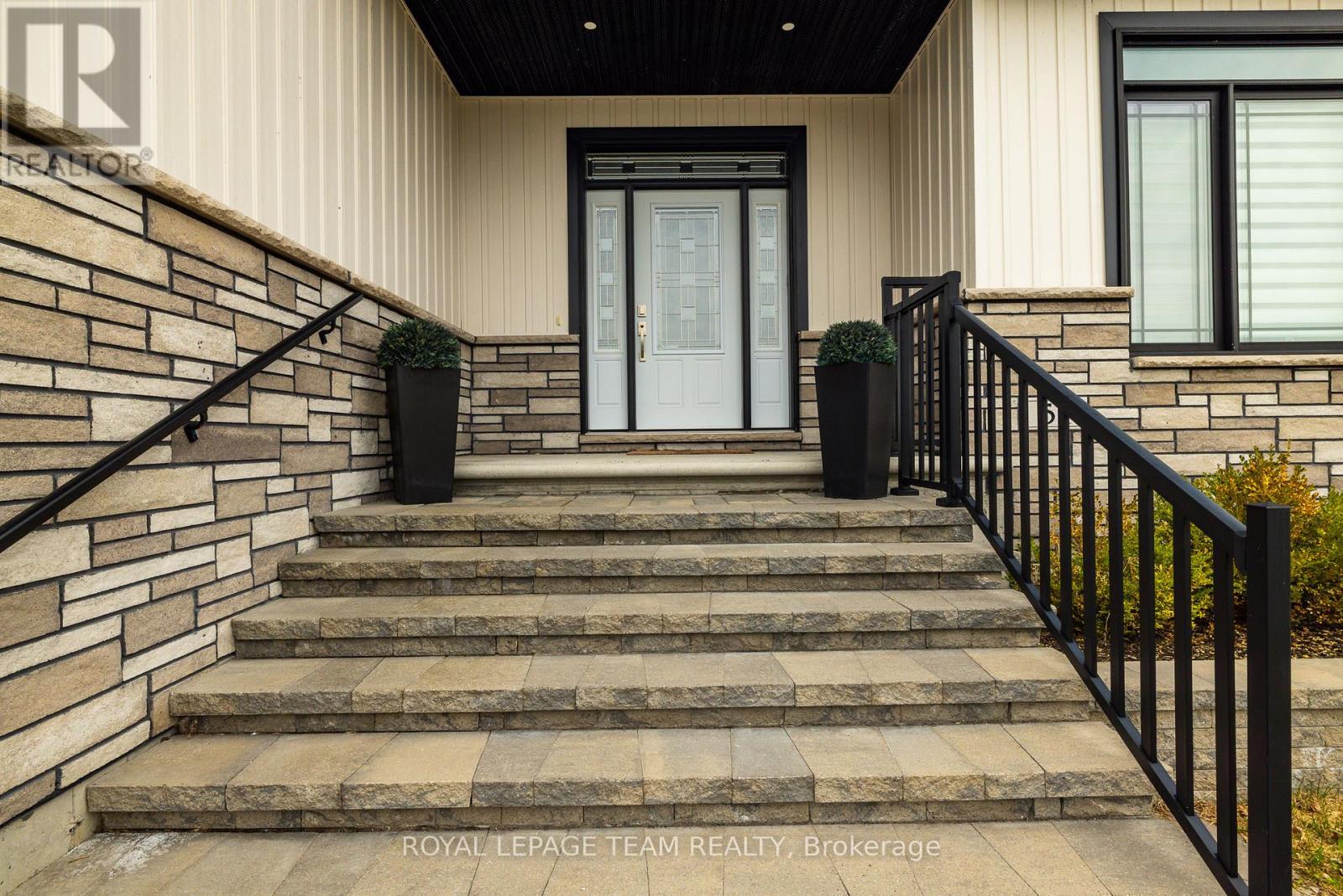 51 Westerra Way, North Grenville, Ontario  K0G 1J0 - Photo 4 - X13209920