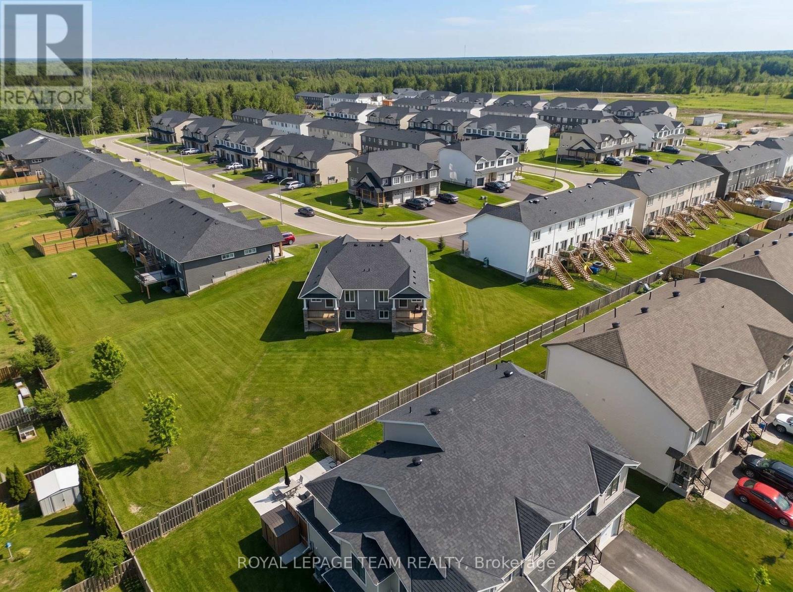52 Whitcomb Crescent, Smiths Falls, Ontario  K7A 0C2 - Photo 3 - X13209934
