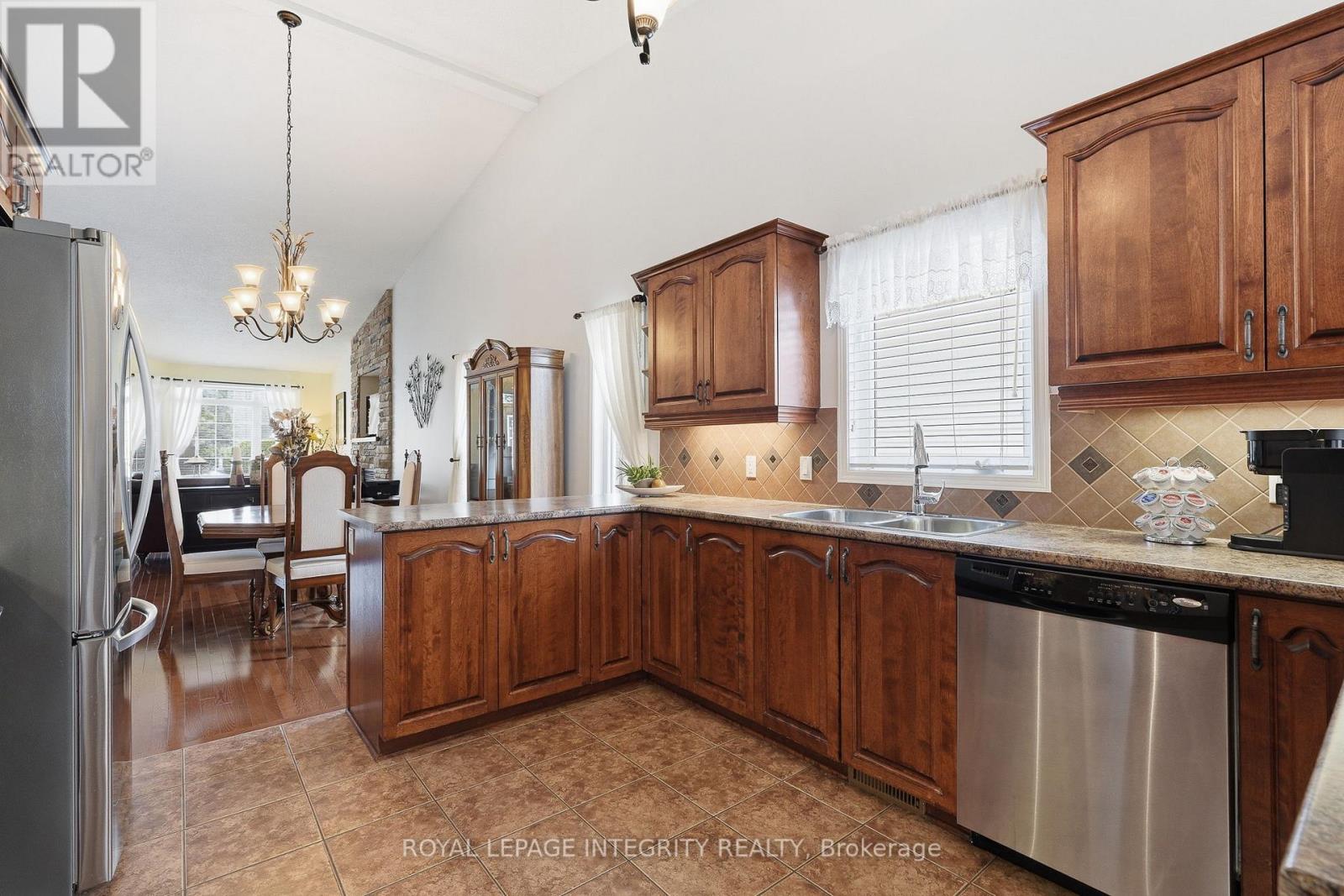 460 Jasper Crescent, Clarence-Rockland, Ontario  K4K 0C7 - Photo 15 - X13209974