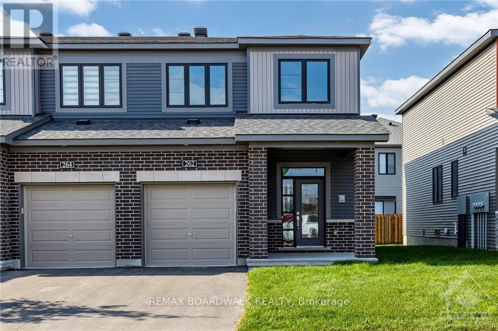 262 TULLAGHAN HEIGHTS, Ottawa, Ontario