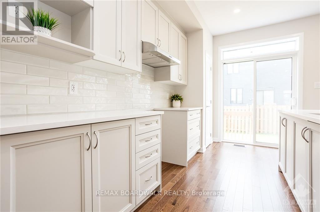 262 Tullaghan Heights, Ottawa, Ontario  K2J 7C2 - Photo 11 - X13209980