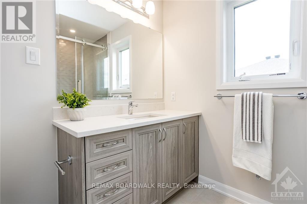 262 Tullaghan Heights, Ottawa, Ontario  K2J 7C2 - Photo 17 - X13209980