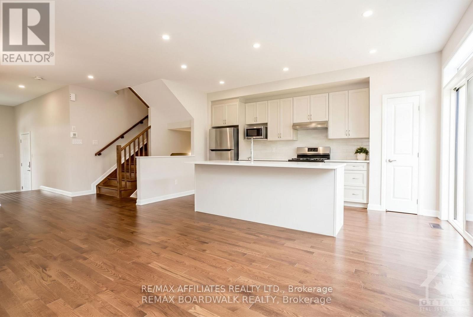 262 Tullaghan Heights, Ottawa, Ontario  K2J 7C2 - Photo 6 - X13209980