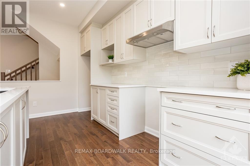 262 Tullaghan Heights, Ottawa, Ontario  K2J 7C2 - Photo 9 - X13209980