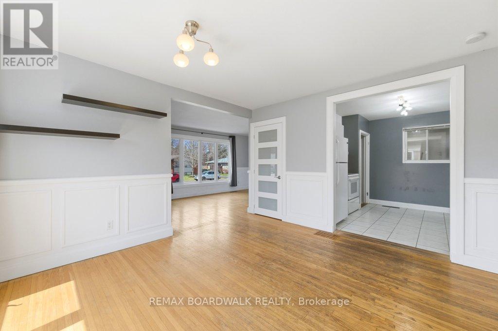 1279 Adirondack Drive, Ottawa, Ontario  K2C 2V7 - Photo 11 - X13210110