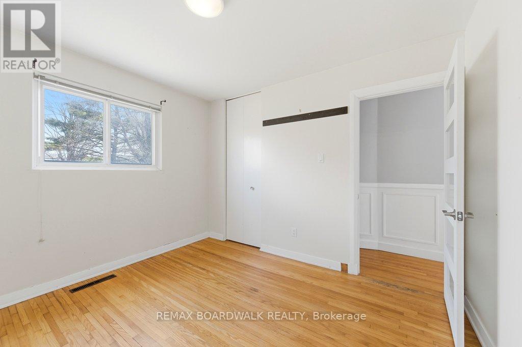 1279 Adirondack Drive, Ottawa, Ontario  K2C 2V7 - Photo 18 - X13210110