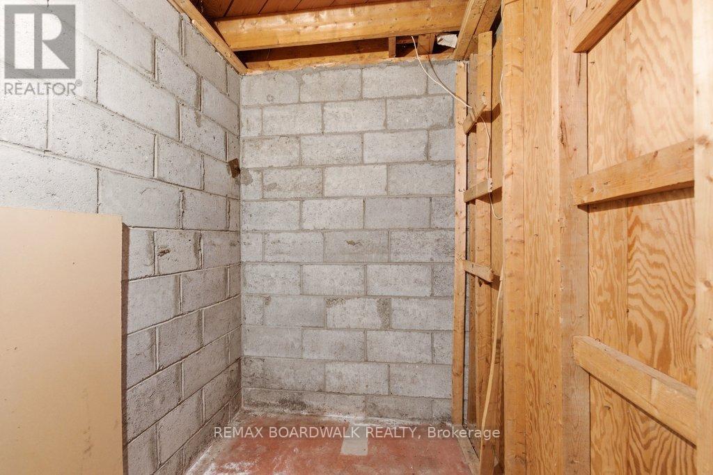 1279 Adirondack Drive, Ottawa, Ontario  K2C 2V7 - Photo 26 - X13210110