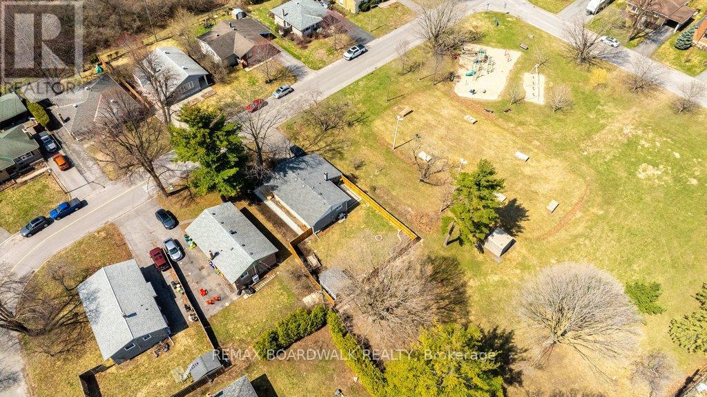 1279 Adirondack Drive, Ottawa, Ontario  K2C 2V7 - Photo 35 - X13210110