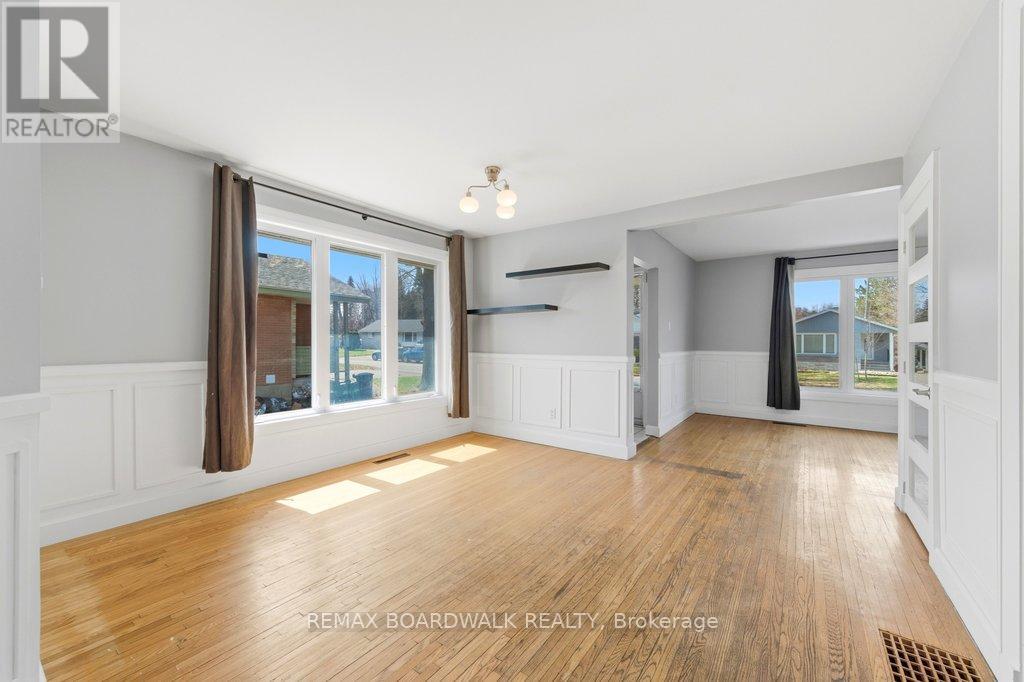 1279 Adirondack Drive, Ottawa, Ontario  K2C 2V7 - Photo 9 - X13210110