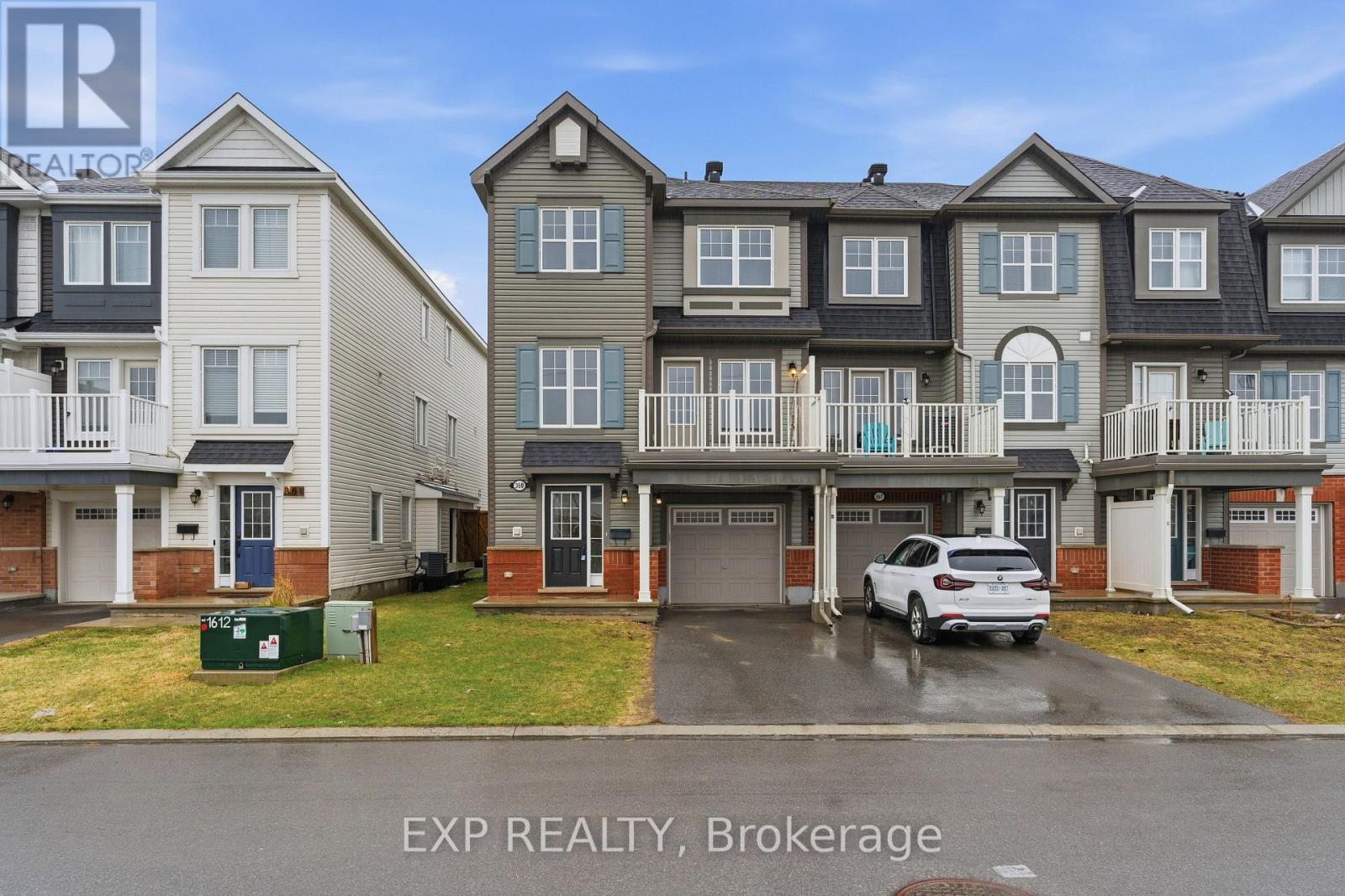 359 SWEETFERN CRESCENT, Ottawa, Ontario