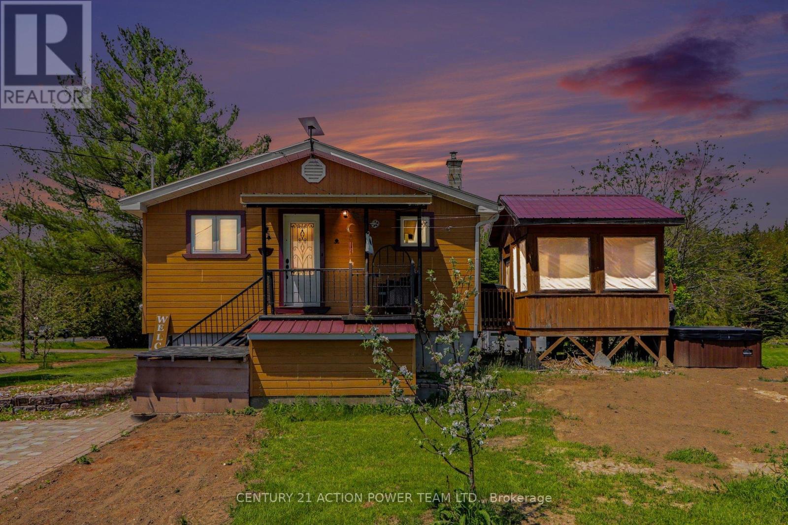 579 Montee Lajeunesse Road, Alfred And Plantagenet, Ontario  K0B 1A0 - Photo 3 - X13210386