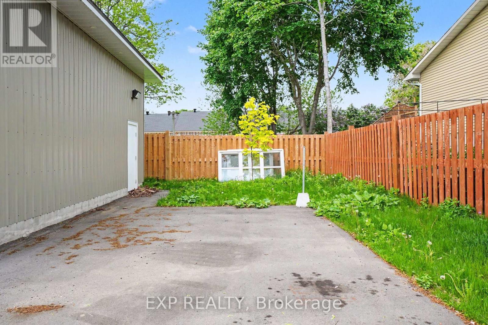 55 Spring Street, Mississippi Mills, Ontario  K0A 1A0 - Photo 5 - X13210416