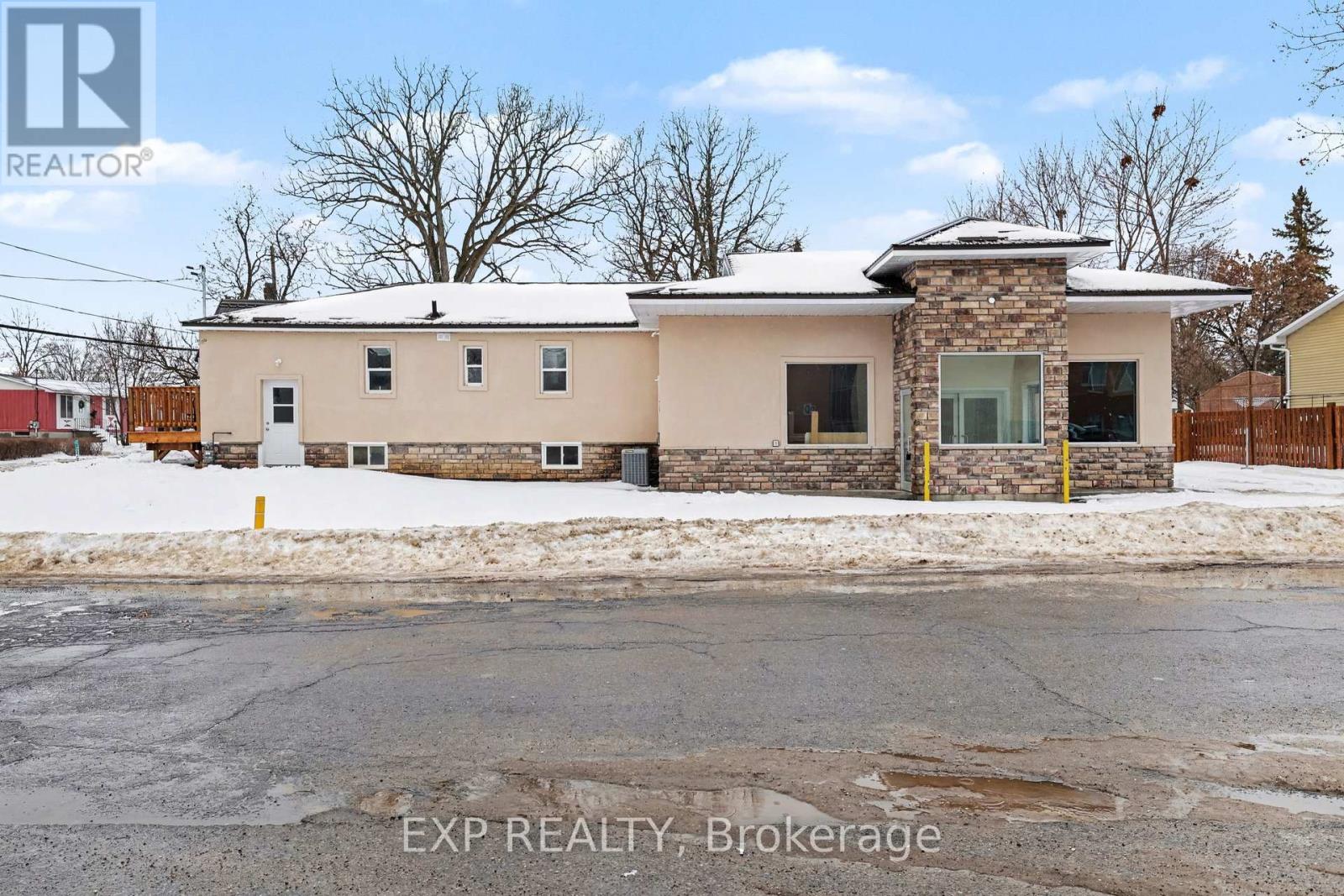 55 Spring Street, Mississippi Mills, Ontario  K0A 1A0 - Photo 9 - X13210416