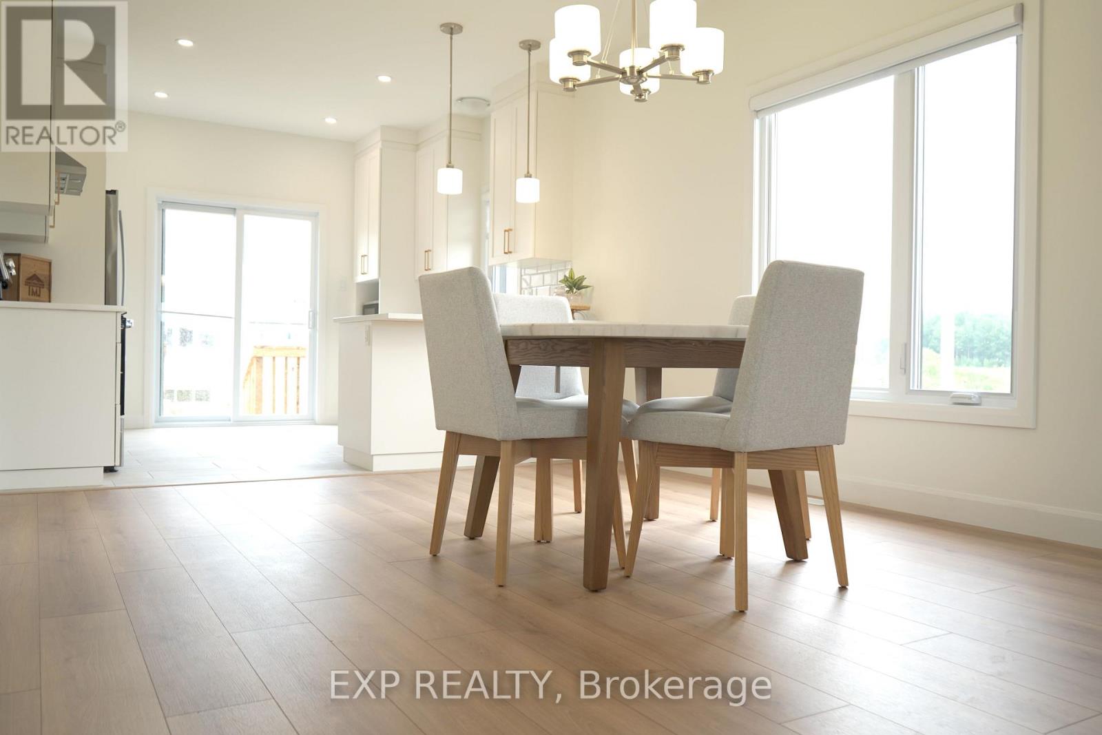 242 Queen Street, North Dundas, Ontario  K0C 1H0 - Photo 11 - X13210470