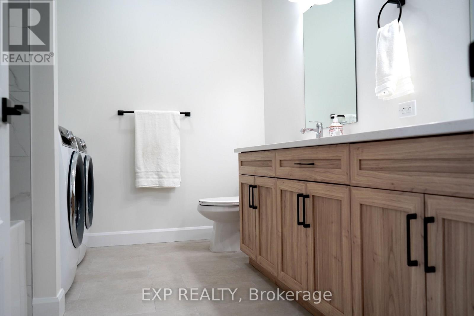 242 Queen Street, North Dundas, Ontario  K0C 1H0 - Photo 2 - X13210470