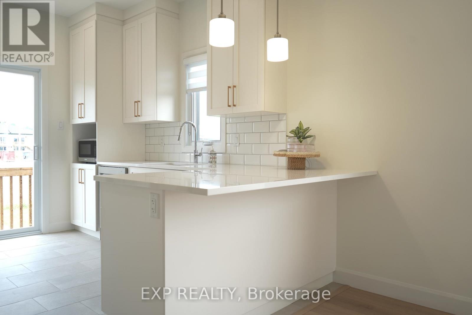 242 Queen Street, North Dundas, Ontario  K0C 1H0 - Photo 7 - X13210470