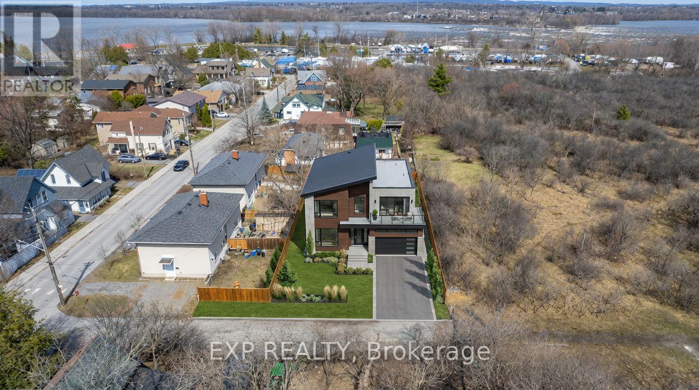 2723 Rowatt Street, Ottawa, Ontario  K2B 5W4 - Photo 3 - X13210564