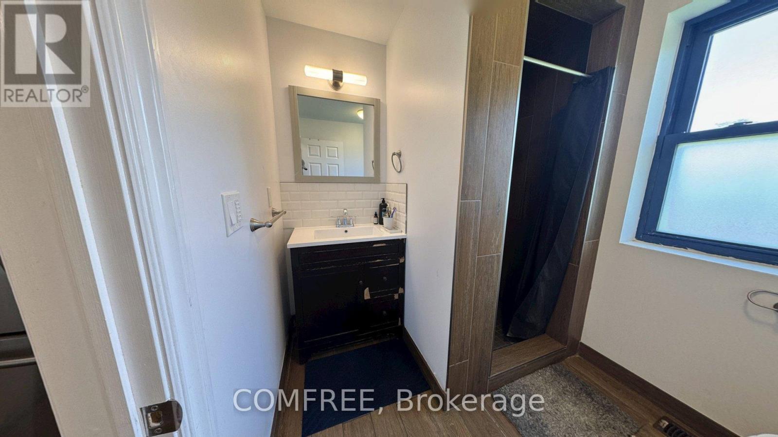 3277 Baby Street, Windsor, Ontario  N9C 1K9 - Photo 13 - X13210646