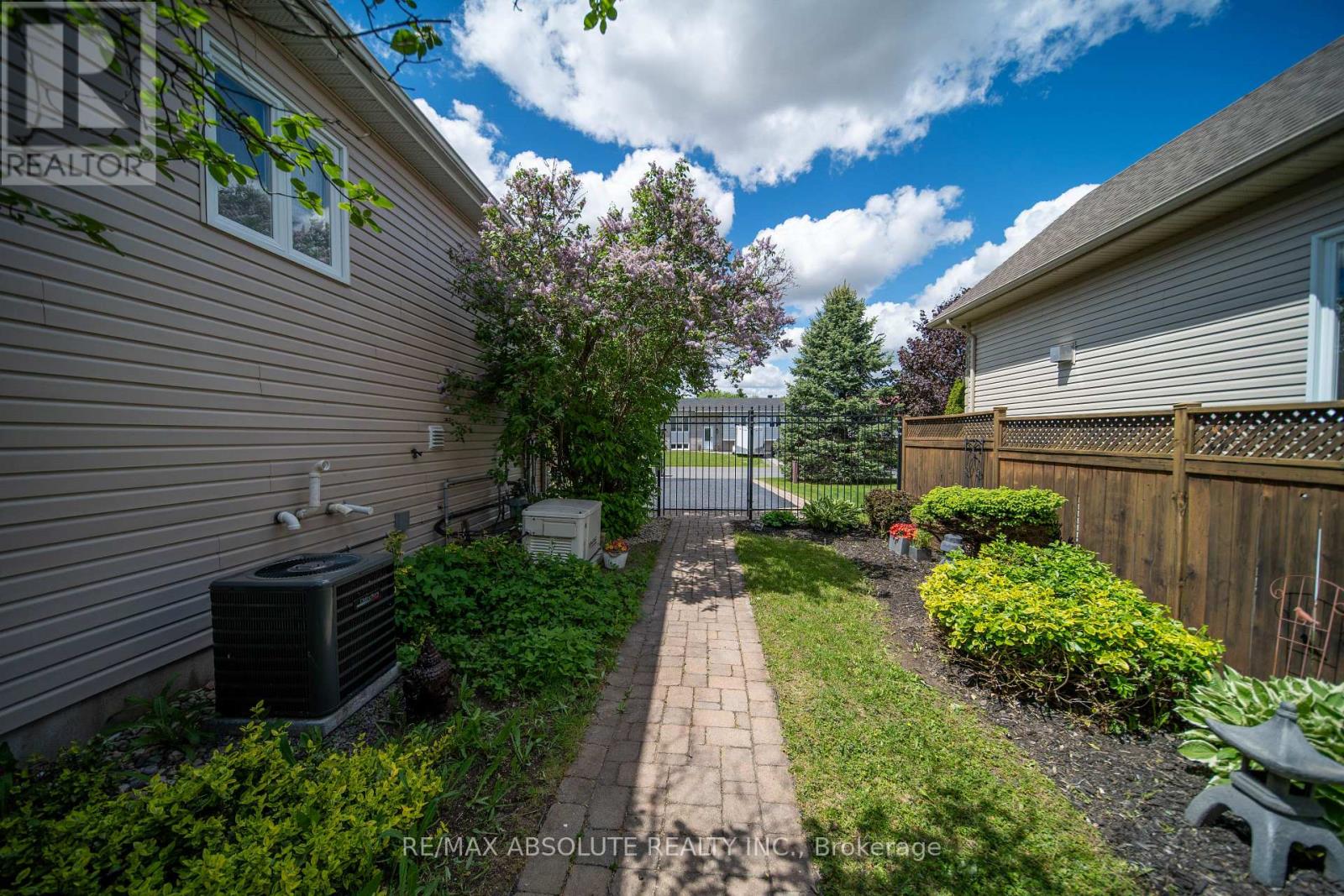 58 Albert Street, Russell, Ontario  K0A 1W0 - Photo 37 - X13210782
