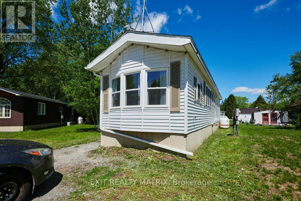 1376 Tigerlily Private, Ottawa, Ontario  K0A 1V0 - Photo 1 - X13210830