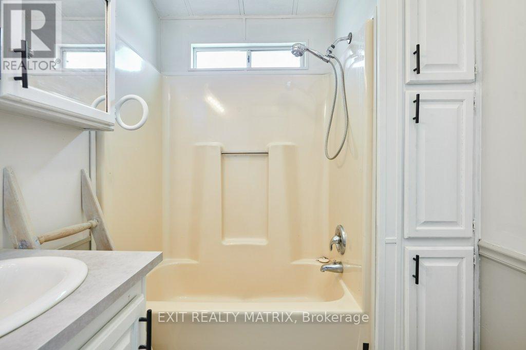1376 Tigerlily Private, Ottawa, Ontario  K0A 1V0 - Photo 24 - X13210830
