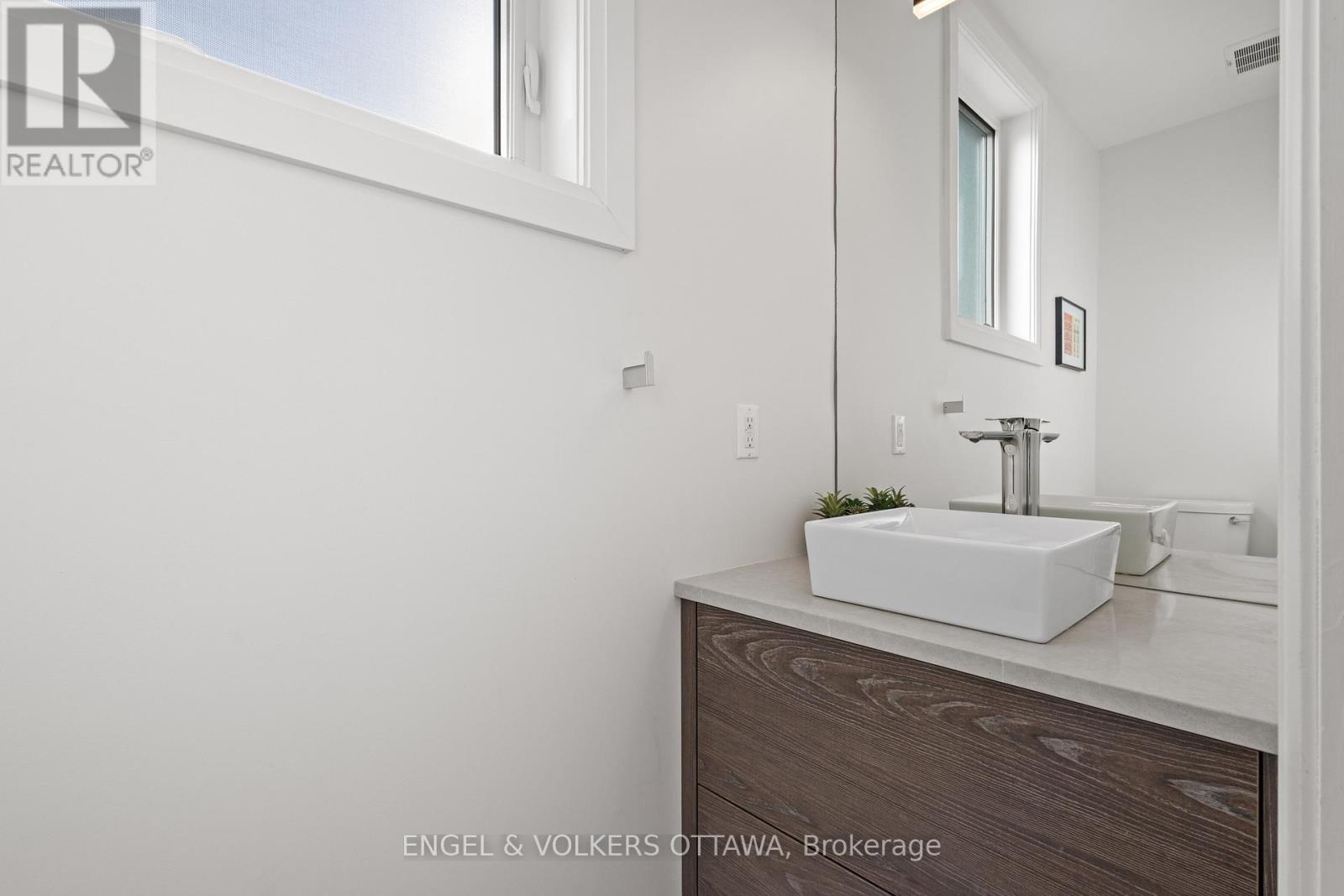 736 Sherbourne Road, Ottawa, Ontario  K2A 3H5 - Photo 26 - X13211304