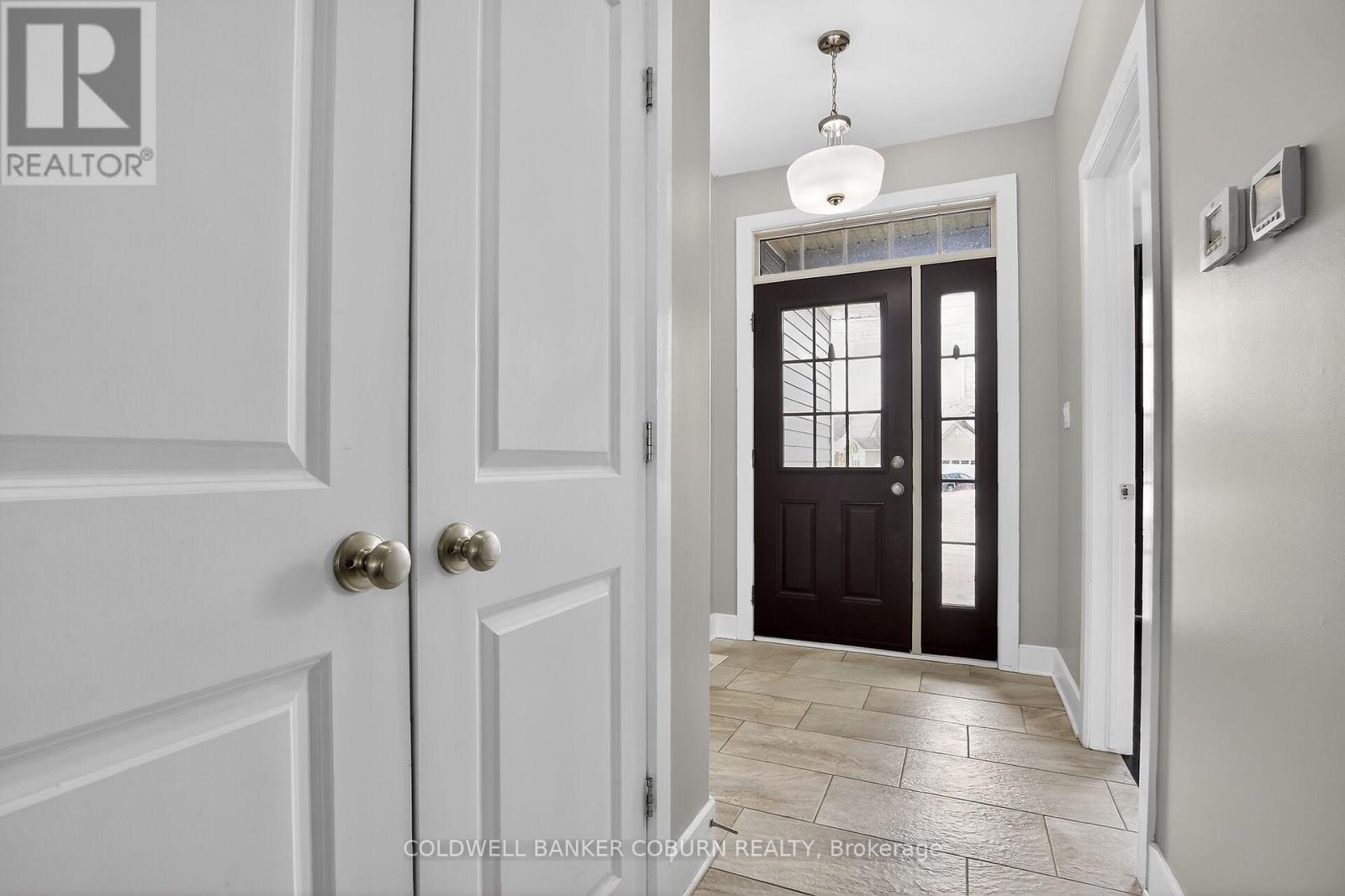 37 Galens Way, North Grenville, Ontario  K0G 1J0 - Photo 3 - X13211466