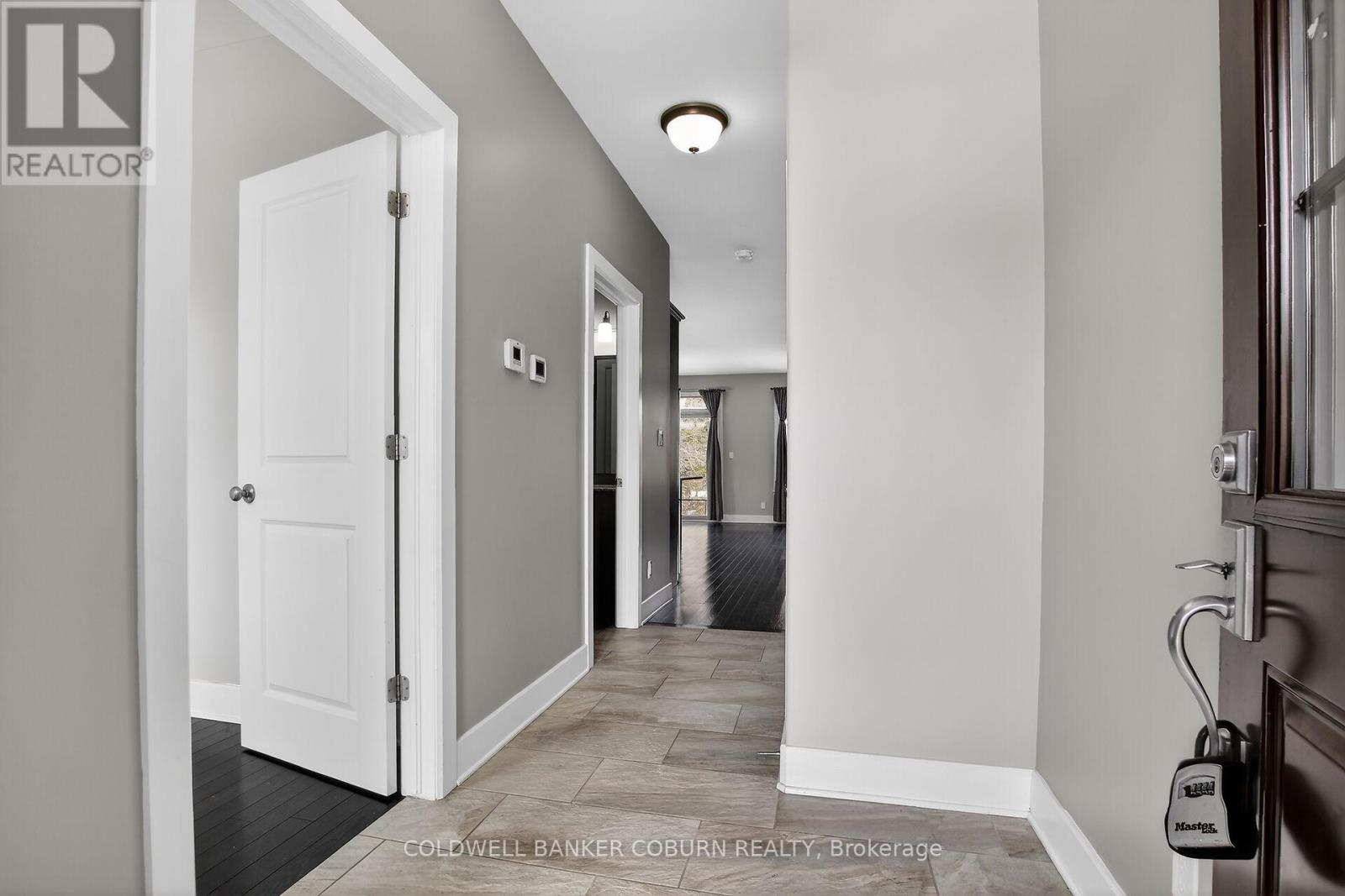 37 Galens Way, North Grenville, Ontario  K0G 1J0 - Photo 4 - X13211466