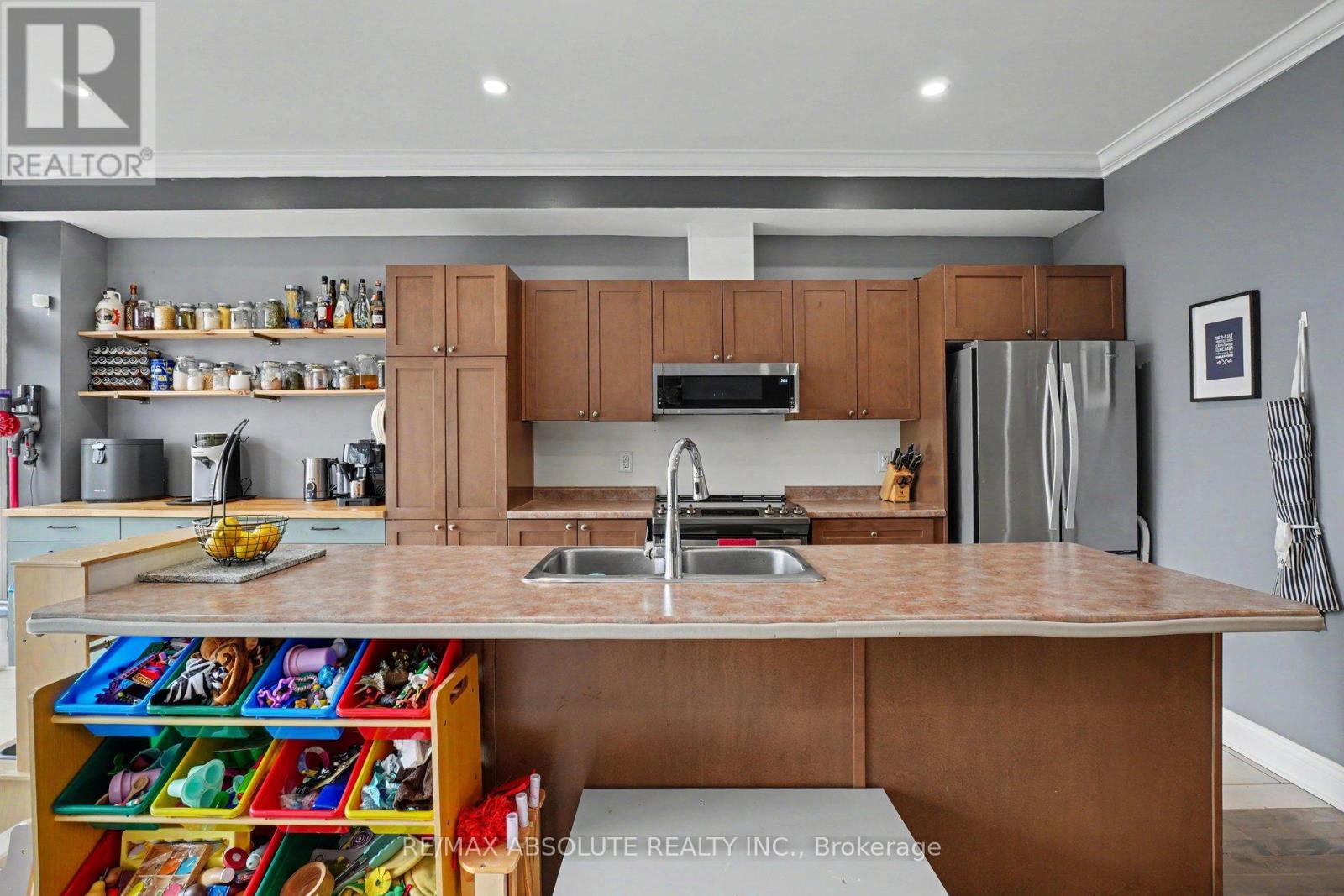 185 Desmond Trudeau Drive, Arnprior, Ontario  K7S 0H1 - Photo 11 - X13211668