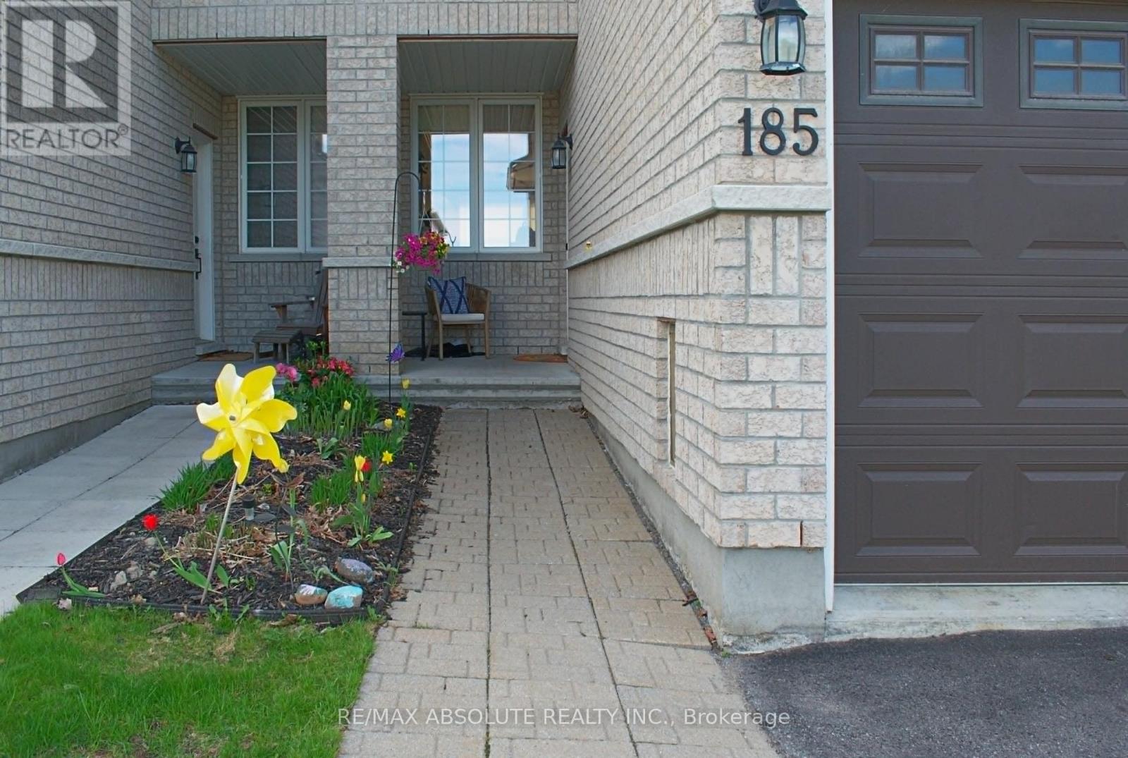 185 Desmond Trudeau Drive, Arnprior, Ontario  K7S 0H1 - Photo 3 - X13211668