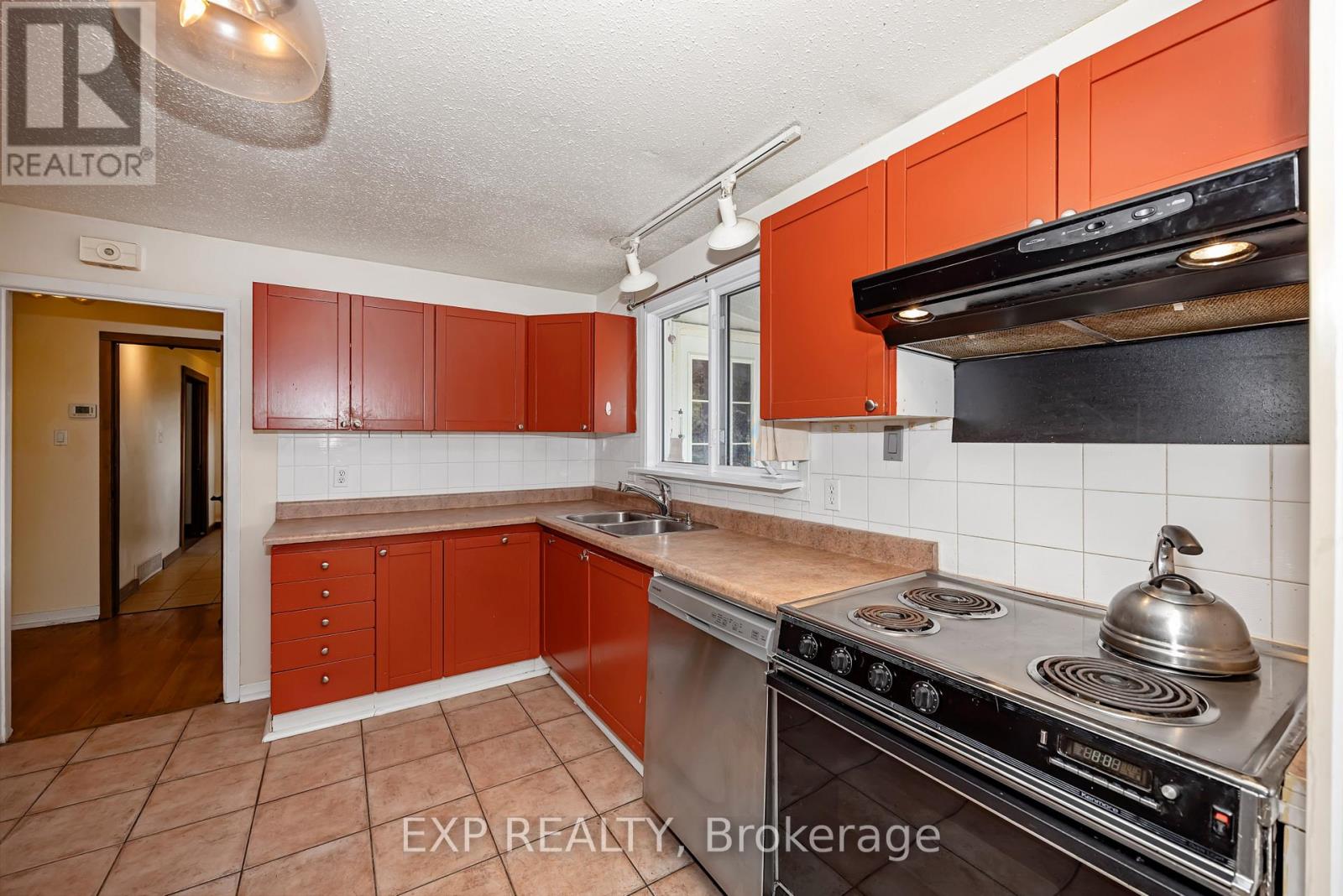 21 Southview Crescent, Ottawa, Ontario  K2E 5R4 - Photo 11 - X13211740