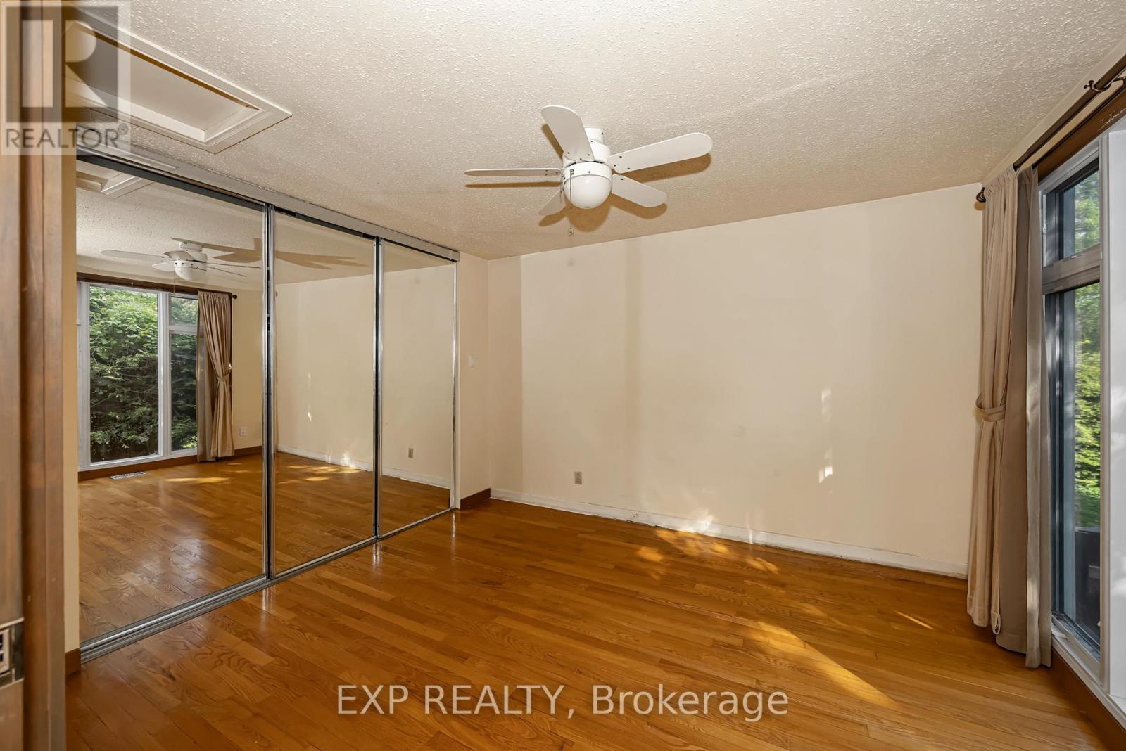 21 Southview Crescent, Ottawa, Ontario  K2E 5R4 - Photo 19 - X13211740