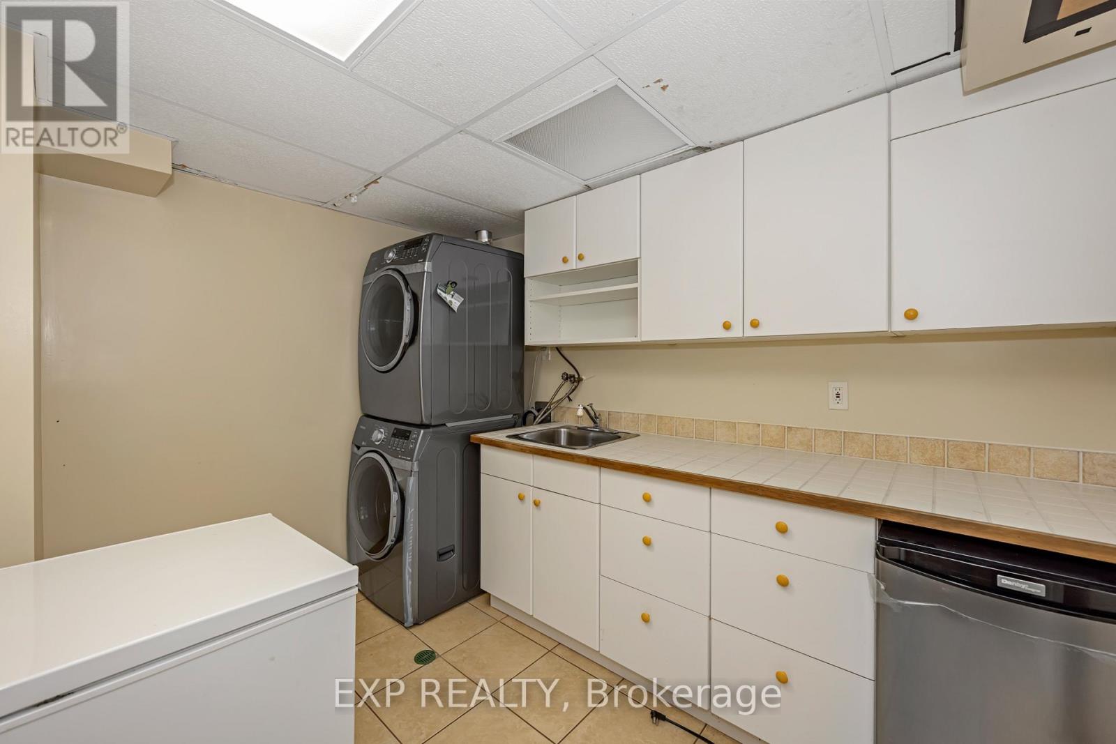 21 Southview Crescent, Ottawa, Ontario  K2E 5R4 - Photo 28 - X13211740